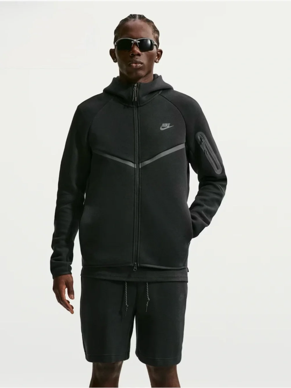 Nike lightweight insulated